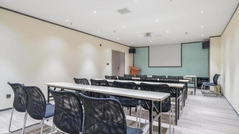 Hanting Hotel Hebi Shancheng Mall