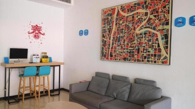 Hanting Hotel Huanggang Hong An Wo Erma Plaza