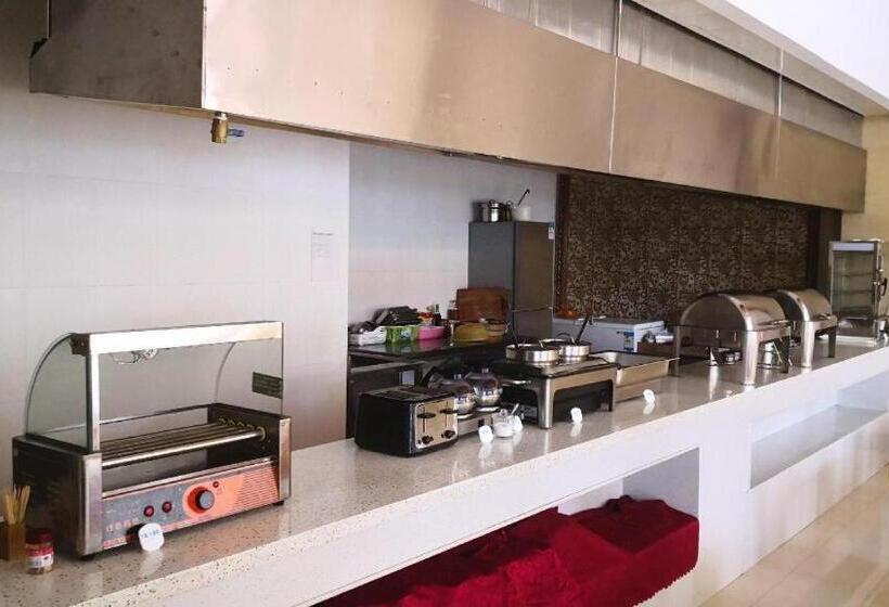 Hanting Hotel Huanggang Hong An Wo Erma Plaza