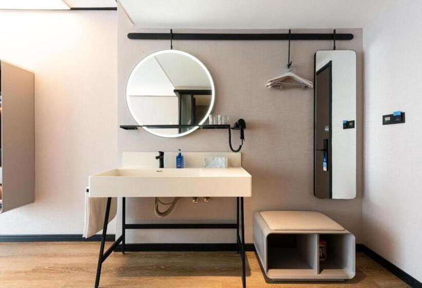 Hanting Hotel Huanggang Huangmei County