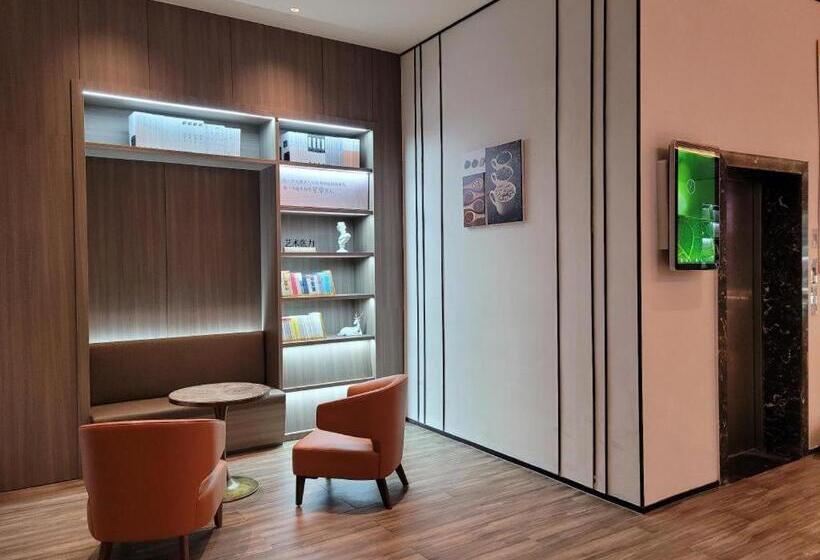 Hanting Hotel Huanggang Wuxue Passenger Terminal