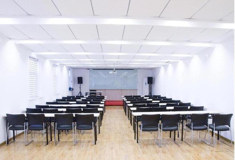 Hanting Hotel Jinan Pingyin Bus Terminal