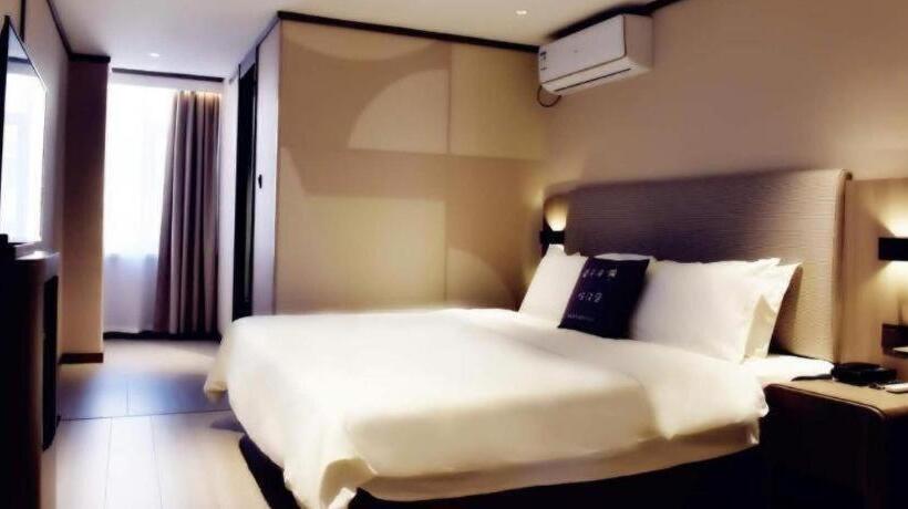 Hanting Hotel Linjiang Municipal Government