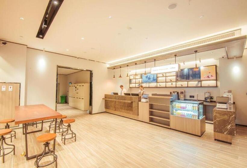 Hanting Hotel Linyin Dongxing Road Airport