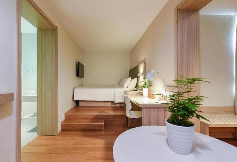 Hanting Hotel Luzhou Bell And Drum Tower