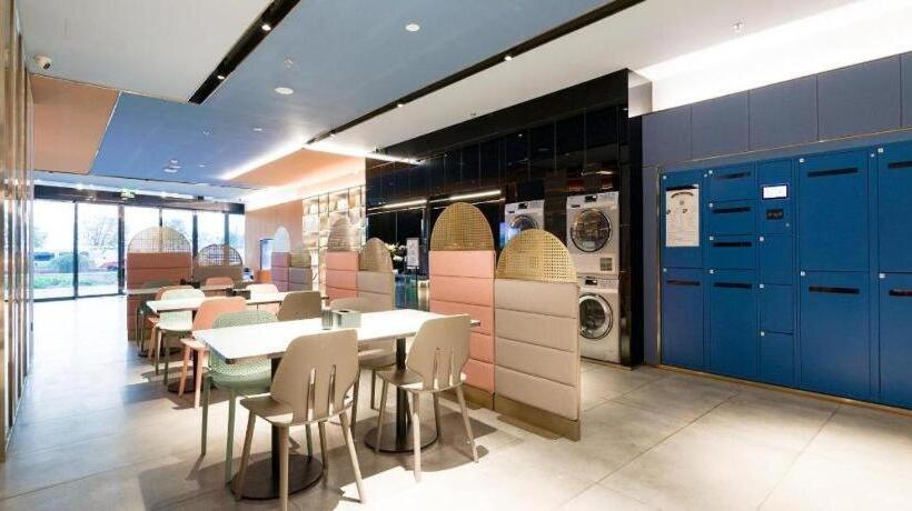 Hanting Hotel Nanchang West Railway Station National Sports Center