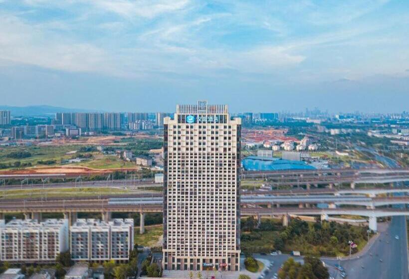 Hanting Hotel Nanchang West Station Wangcheng New District