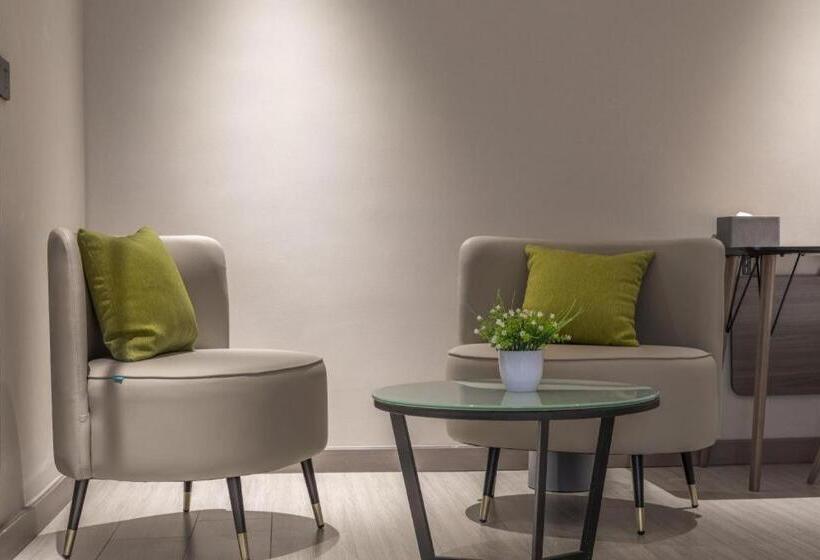 Hanting Hotel Quanzhou Jiangnan Xingxian Road