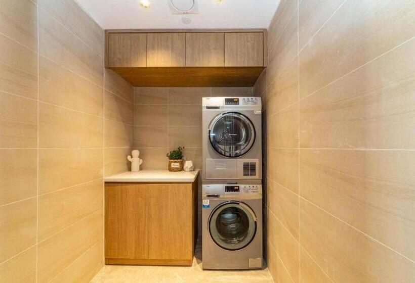 Hanting Hotel Shanghai Huaihai Zhong Road Metro Station