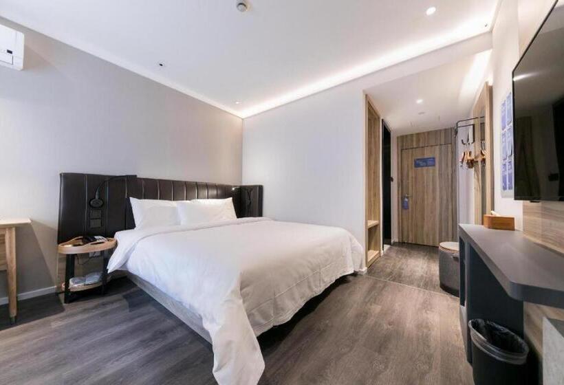 Hanting Hotel Shanghai Huaihai Zhong Road Metro Station