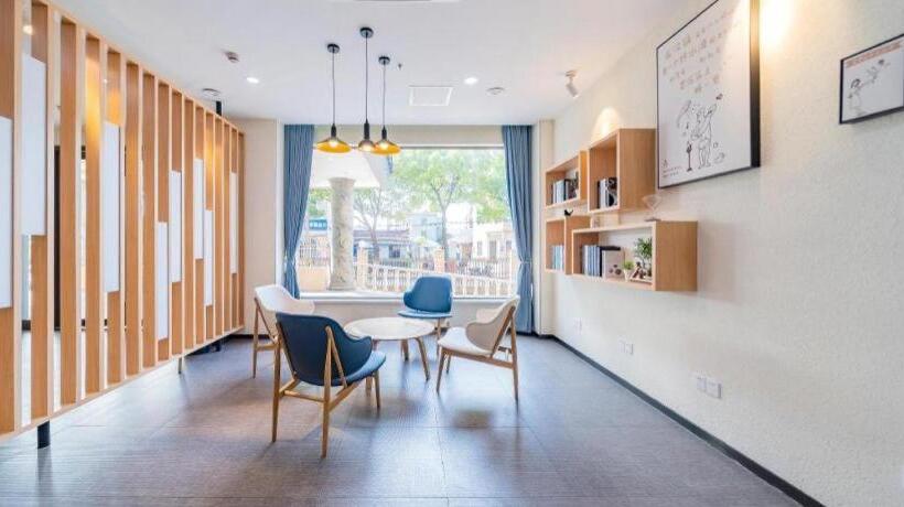 Hanting Hotel Shanghai Lingang Free Trade Zone