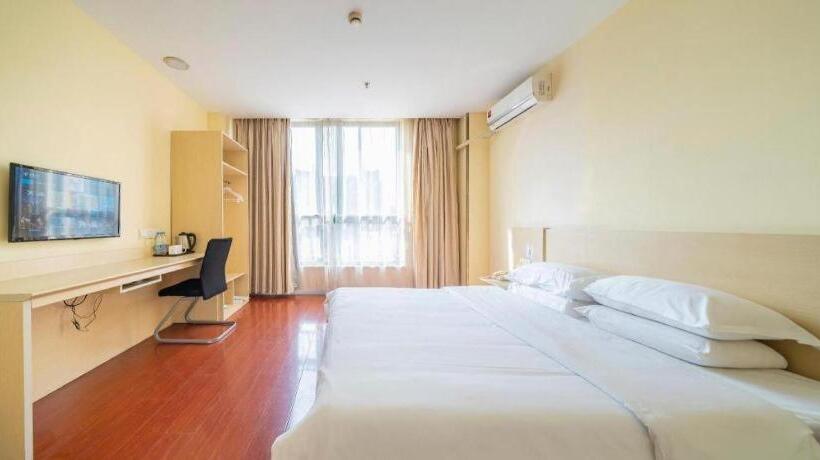 Hanting Hotel Shanghai Lingang Free Trade Zone