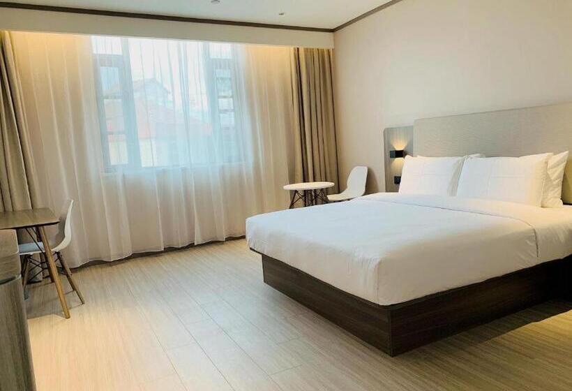 Hanting Hotel Shanghai Luodian Ancient Town