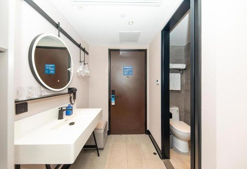 Hanting Hotel Shanghai University Tacheng Road