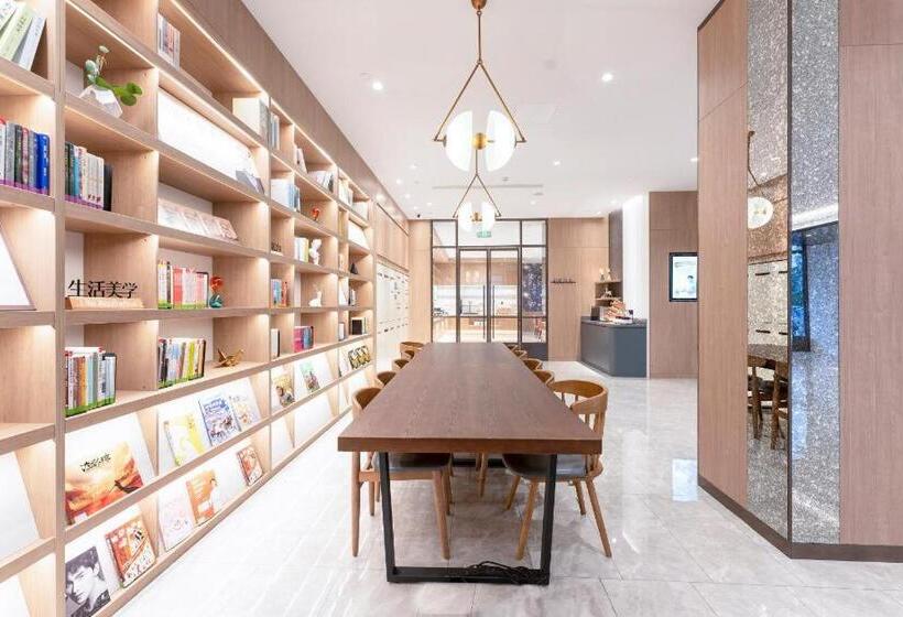 Hanting Hotel Shangrao Wuyuan Cultural Square