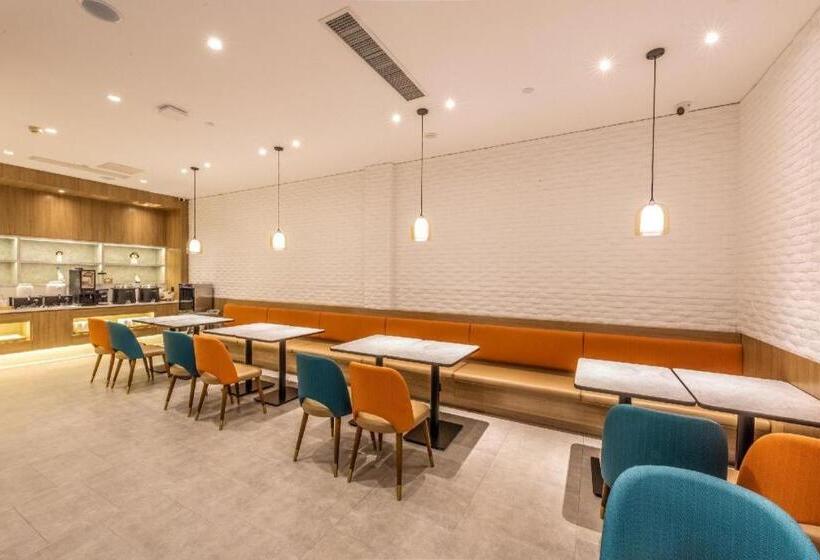 Hanting Hotel Shijiazhuang Zhengding Ancient City South Gate