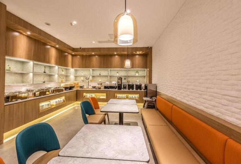 Hanting Hotel Shijiazhuang Zhengding Ancient City South Gate