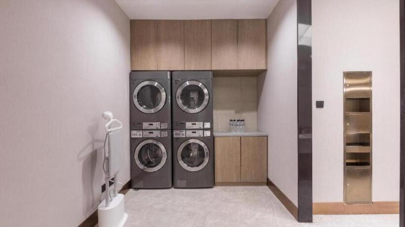 Hanting Hotel Taixing Gulou Square