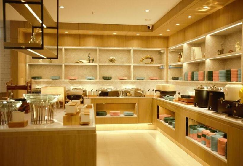 Hanting Hotel Tangshan Yutian Yahong Bridge