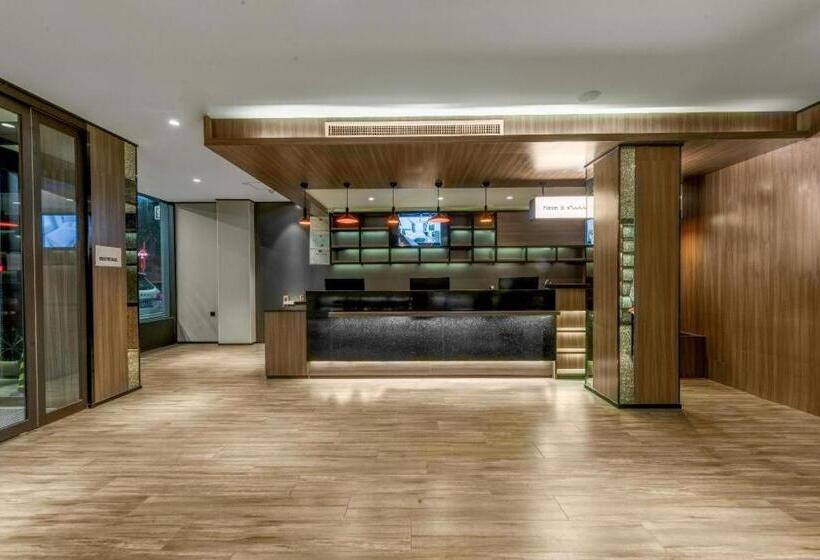 Hanting Hotel Weinan Fuping Lianhu Street