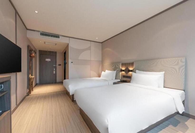 Hanting Hotel Weinan Fuping Lianhu Street