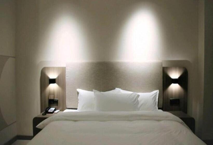 Hanting Hotel Yancheng Dafeng North Bus Station