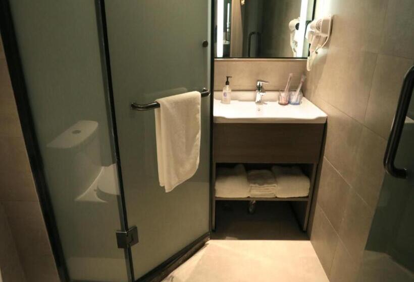 Hanting Hotel Yancheng Dafeng North Bus Station