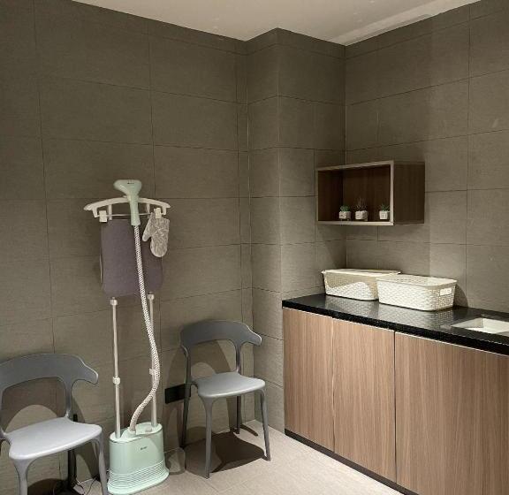 Hanting Hotel Ylan County Government Tongjiang Road