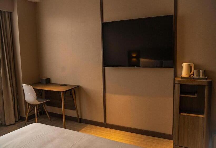 Hanting Hotel Zhalantun Qinghe Home Plaza