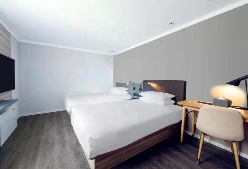 Hanting Premium Hotel Gonghe Qinghai Lake South Street