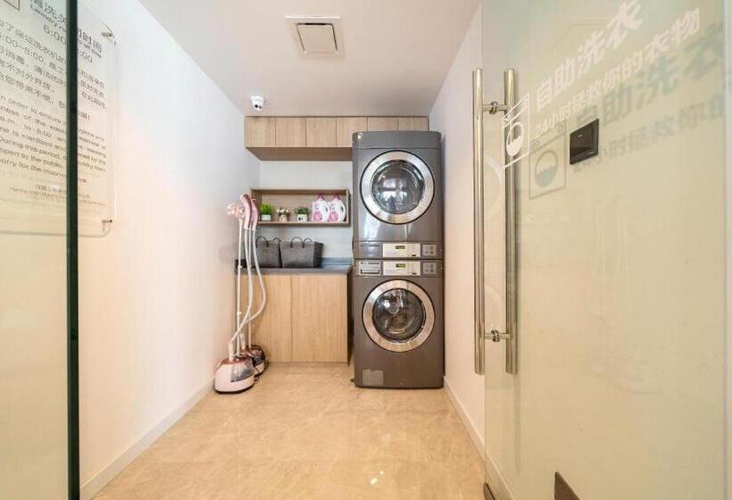 Hanting Premium Hotel Shanghai Fengxian Sports Center