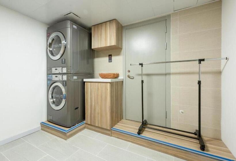 Hanting Premium Hotel Xi An Xishaomen Airport Bus