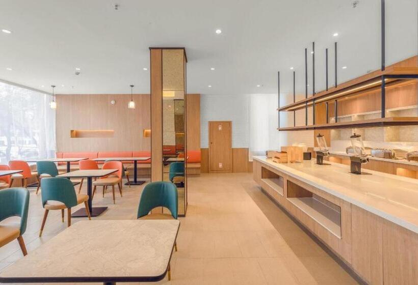Hanting Premium Hotel Xi Ning Bayi Road Minhang Tower