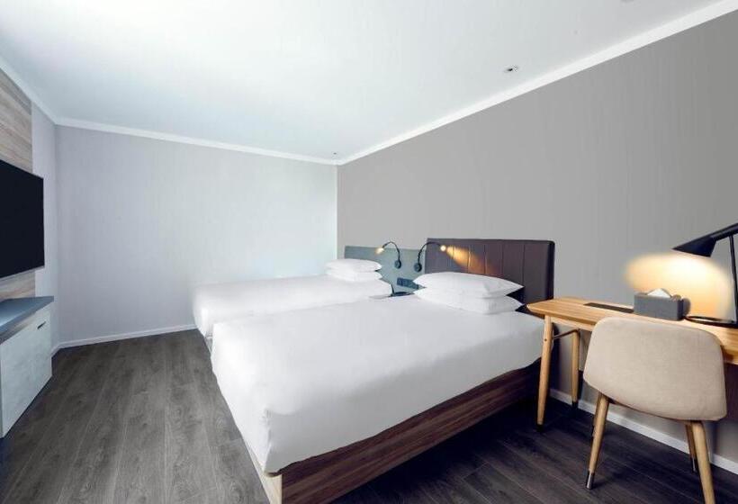 Hanting Premium Hotel Xi Ning Bayi Road Minhang Tower