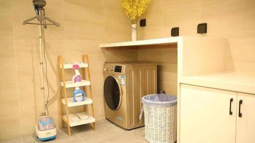 Hanting Premium Hotel Yan An Pagoda Mountain