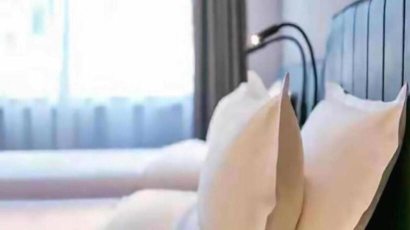 Hanting Premium Hotel Yan An Pagoda Mountain