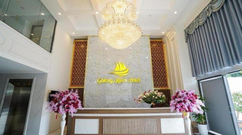 هتل Galaxy River
