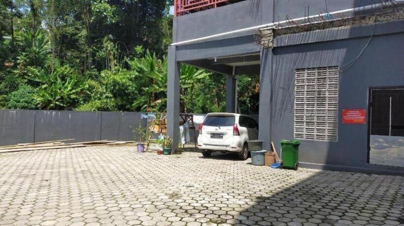 בית מלון כפרי Gosyen Efata Toraja