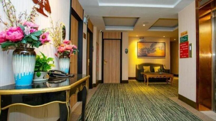هتل Green Tree Inn Chuzhou Nanjiao District Shimao Square Longpan Road