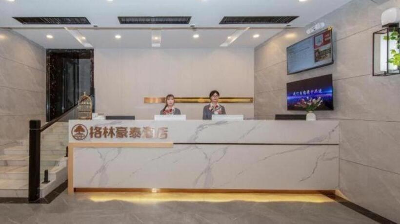 בית מלון כפרי Green Tree Inn Express Heze University Town