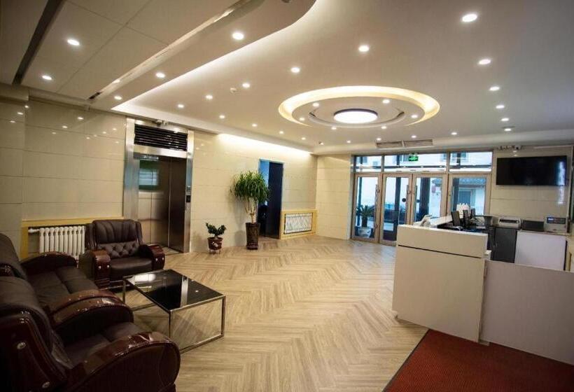 ホテル Hi Inn Zhalantun Railway Station