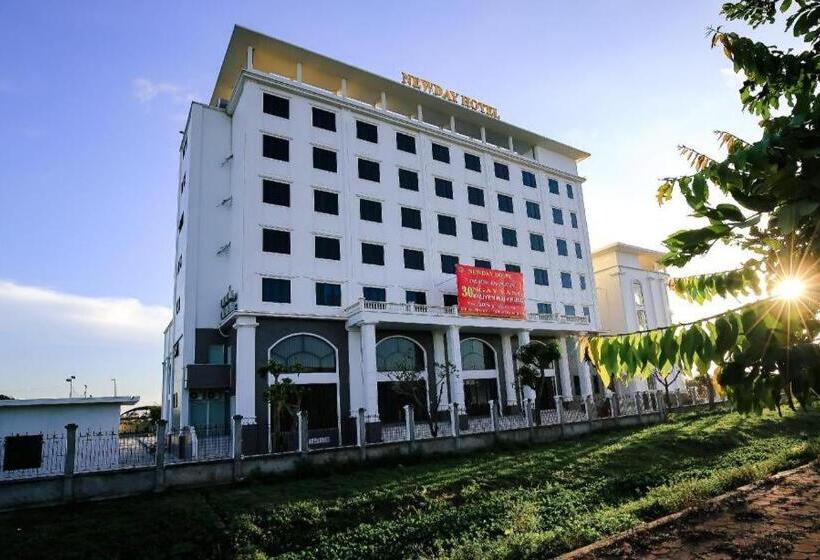هتل Newday