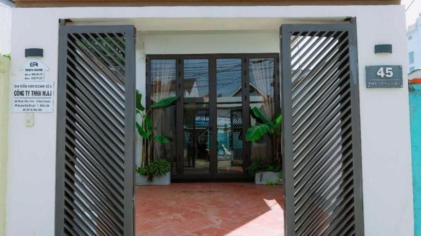 هتل Nha Trong Pho Moon House