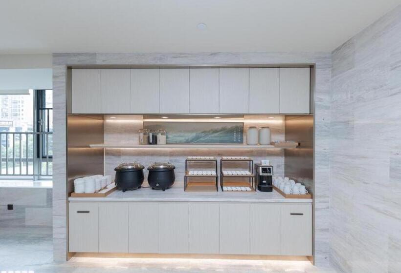 Ji Hotel Changsha Zhongjiao Plaza