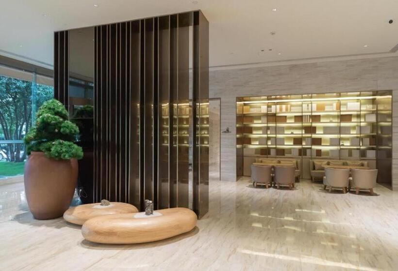 Ji Hotel Huzhou Administration Center
