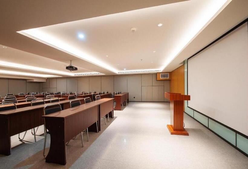 Ji Hotel Jinzhou Yunfei Bridge