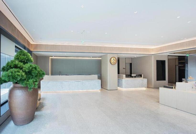 Ji Hotel Luzhou Bubugao Plaza