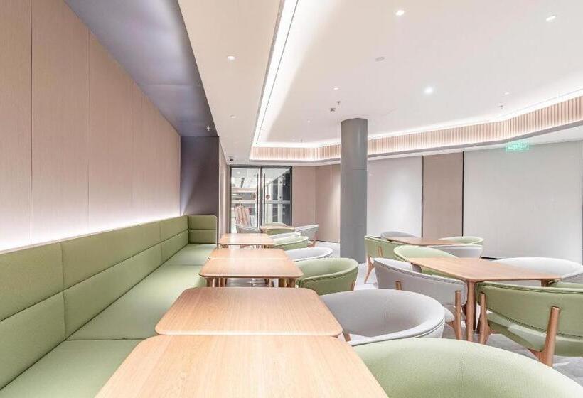 Ji Hotel Shanghai Tongji University South Lvyuan Road