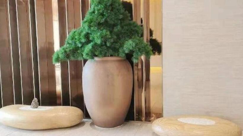 Ji Hotel Zhangye West Station