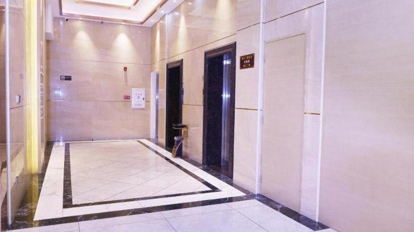 Lavande Hotel Maoming Dianbai Wanda Plaza